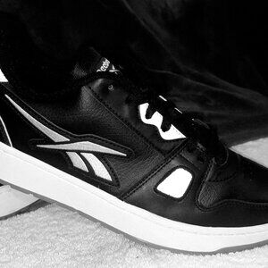 Men's REEBOX SIZE 9.5